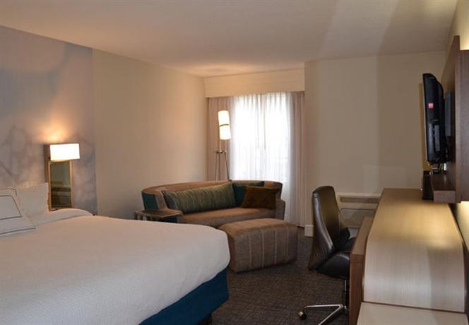 Courtyard Hotel Cape Cod Hyannis