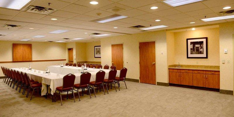 Hotels On Huron Church Road Windsor Ontario Hotels On Huron Church Road Windsor Ontario