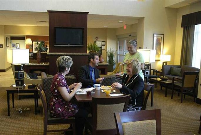 Hampton Inn & Suites Omaha Southwest La Vista