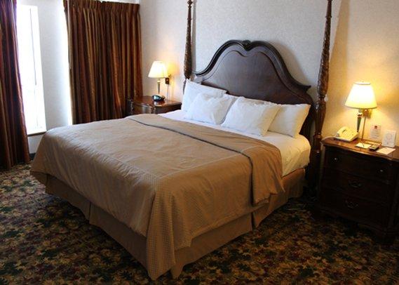 Crown Choice Inn And Suites Hotel Of Mackinaw City Crown Choice Inn And Suites Hotel Of Mackinaw City
