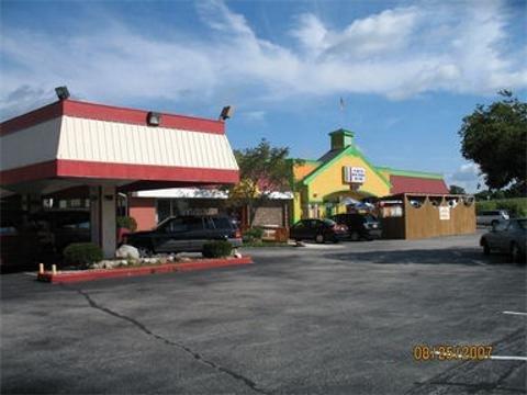 Red Rock Inn Plymouth Indiana Compare Deals