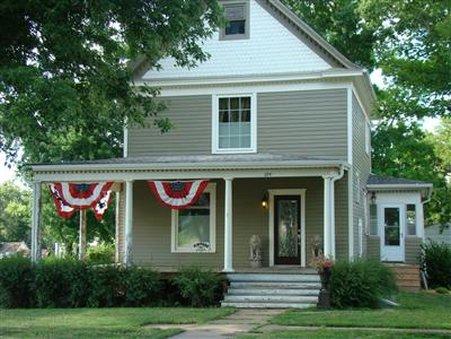 Vintage Charm Bed and Breakfast Waterville Kansas