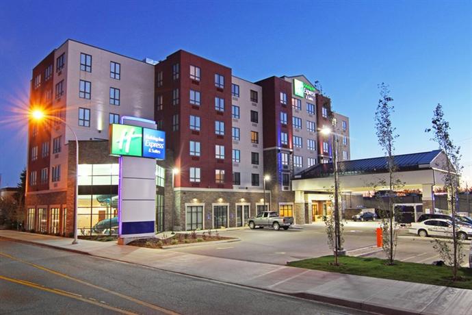 Holiday Inn Express And Suites Calgary University Compare Deals