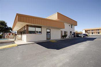 Lone Star Inn Kerrville Fredericksburg Compare Deals