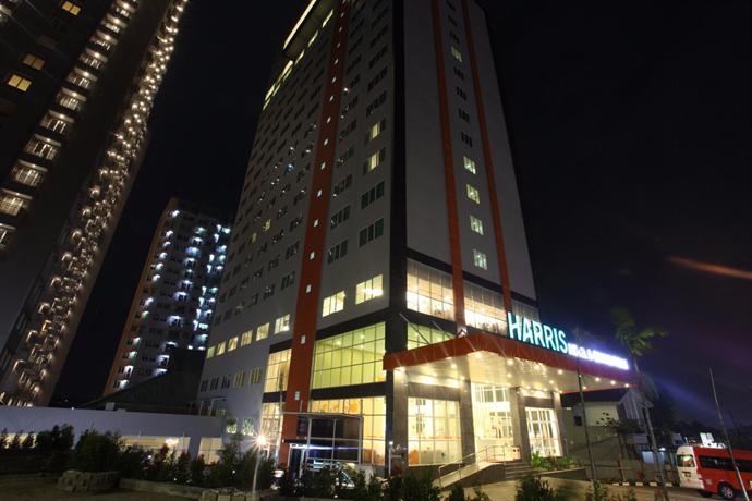 HARRIS Hotel & Convention Ciumbuleuit Bandung - Compare Deals