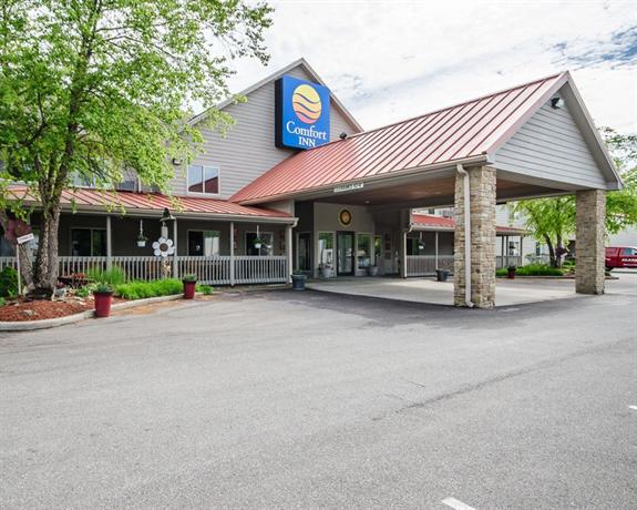 Comfort Inn Nashville Indiana - Compare Deals