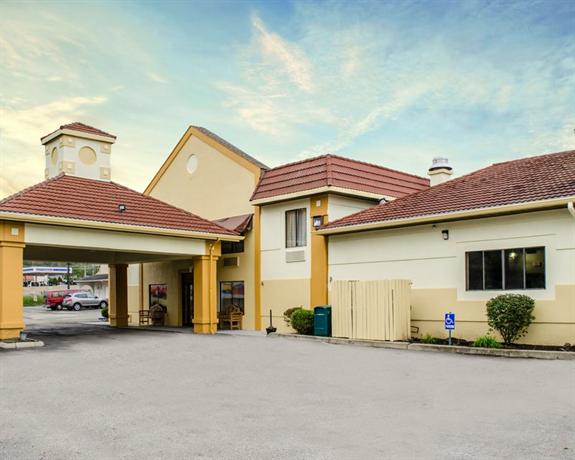 Quality Inn & Suites Medina