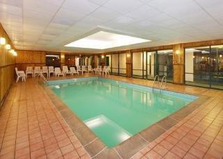Comfort Suites Chicago Oakbrook Terrace Compare Deals