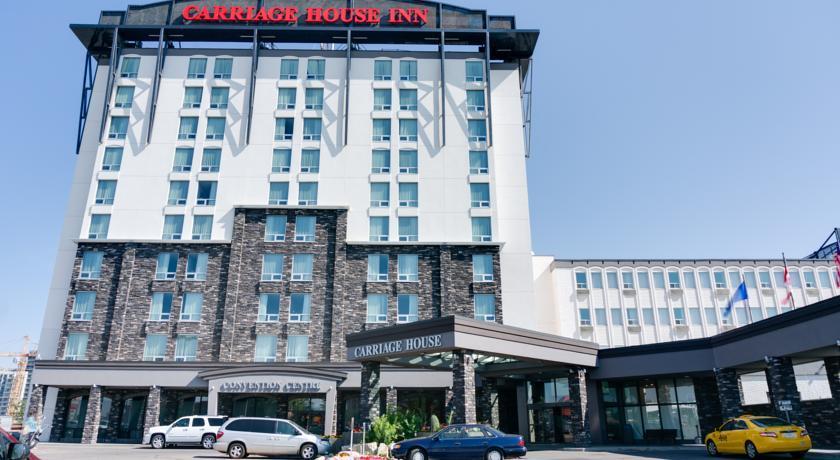 Carriage House Inn Calgary - Compare Deals