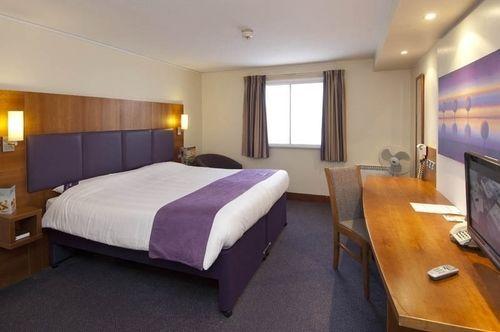 Premier Inn London Euston Compare Deals - 