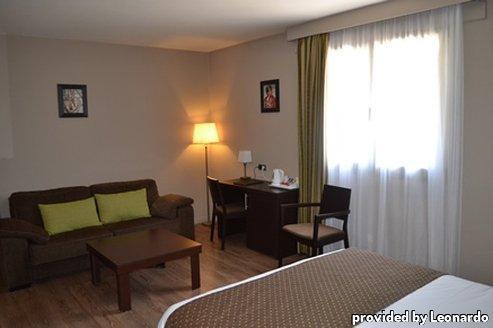 Best Western Hotel Des Barolles Brignais