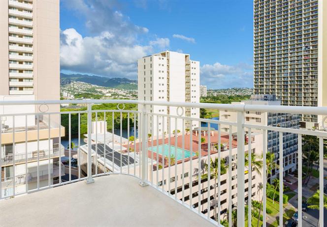 Courtyard by Marriott Waikiki Beach, Honolulu - Compare Deals