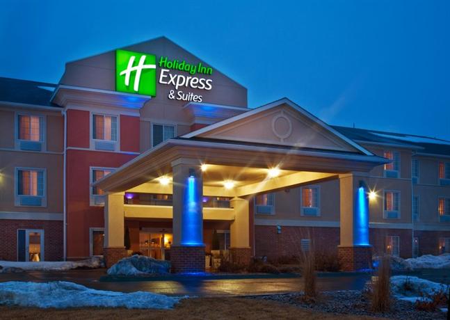 Holiday Inn Express Hotel & Suites Council Bluffs
