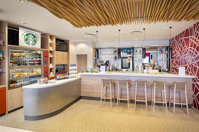 East Side Hotel Berlin Holiday Inn East Side Hotel Berlin Holiday Inn