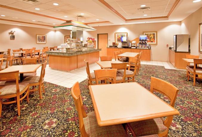 Hotel Rooms In Norfolk Nebraska Hotel Rooms In Norfolk Nebraska