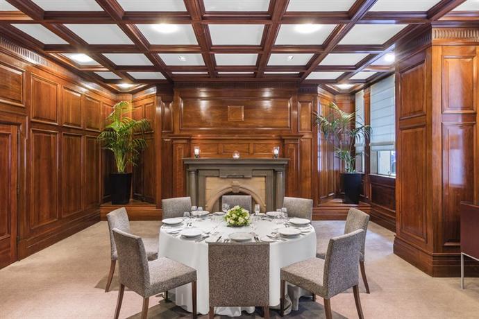 Radisson Blu Plaza Hotel Sydney - Compare Deals