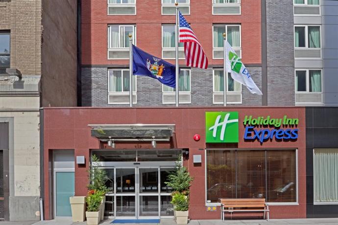 Holiday Inn Express New York City Times Square - Compare Deals