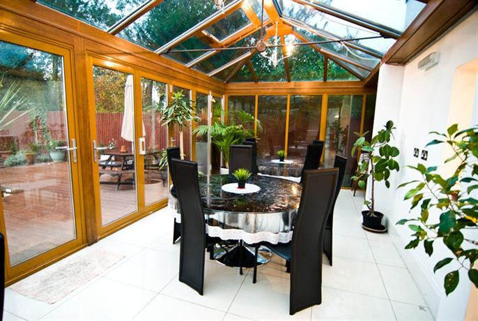 Skylark Guest House London