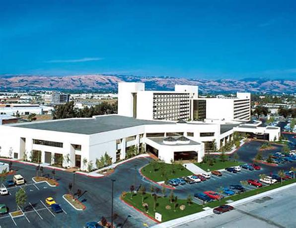 DoubleTree By Hilton San Jose Compare Deals   HI278659647 