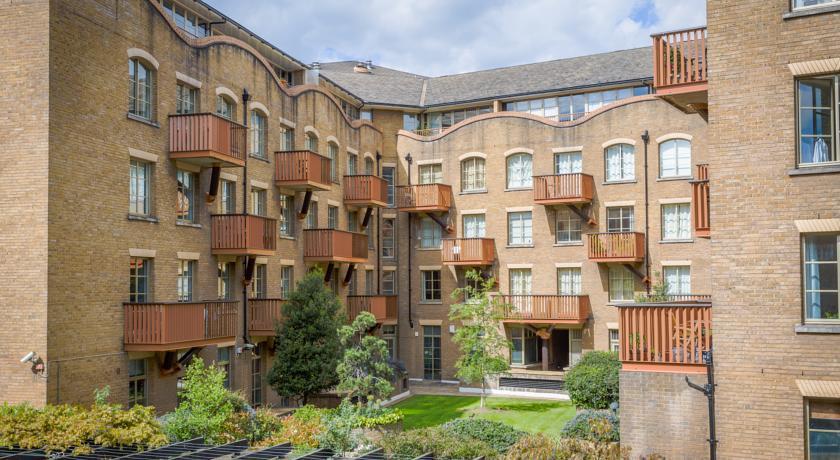 London Tower Bridge Apartments