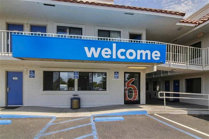 Motel 6 Santa Maria