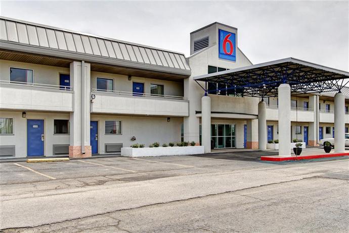 Motel 6 Cleveland International Airport North Ridgeville - 