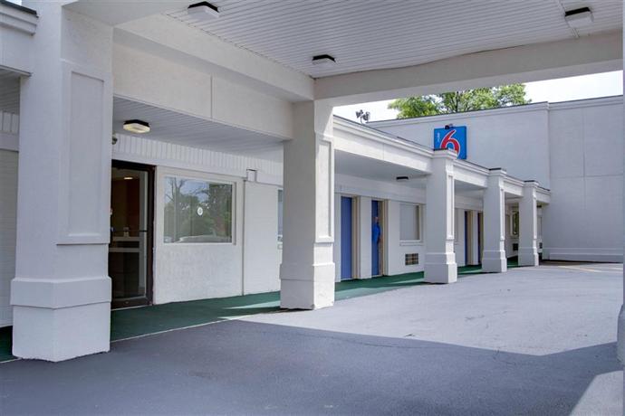 Discount [50% Off] Motel 6 Richfield United States | Promo Hotel Paris 8