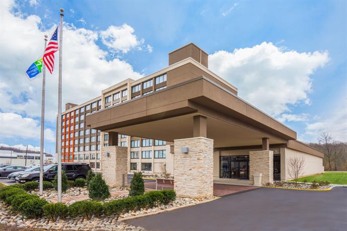 Holiday Inn Fort Washington