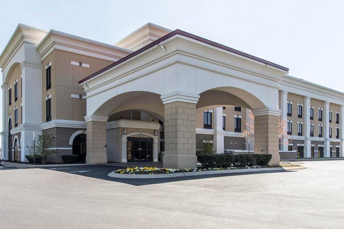 Comfort Suites Smyrna Compare Deals