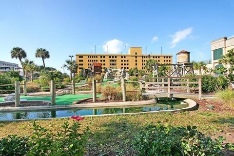 Carolinian Beach Resort