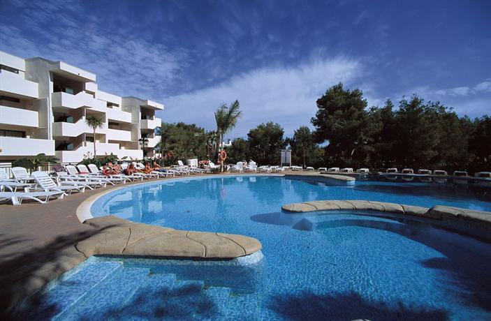 Festival Village Apartments Salou