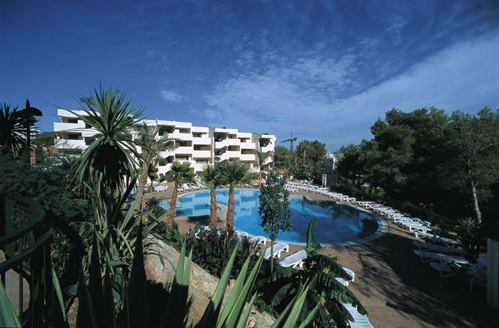 Festival Village Apartments Salou