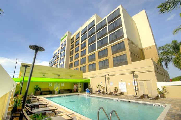 Holiday Inn Orlando East Ucf Area Compare Deals