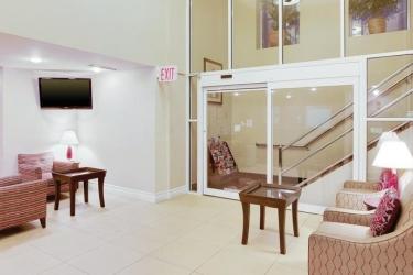 La Quinta Inn Ste Jfk Airport