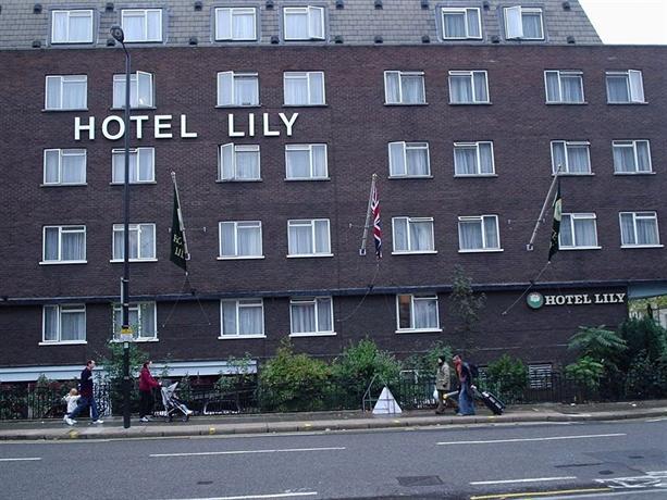 what distance is lilly hotel from tan son ngan airport ho chi minh city