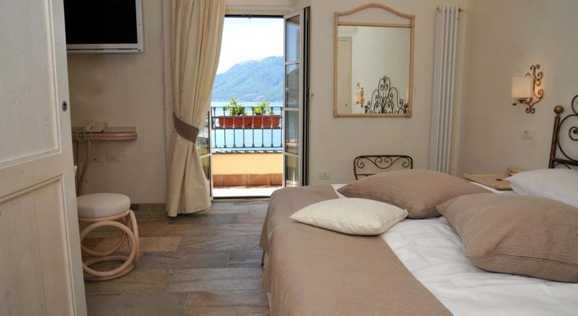 Camin Hotel Colmegna Luino