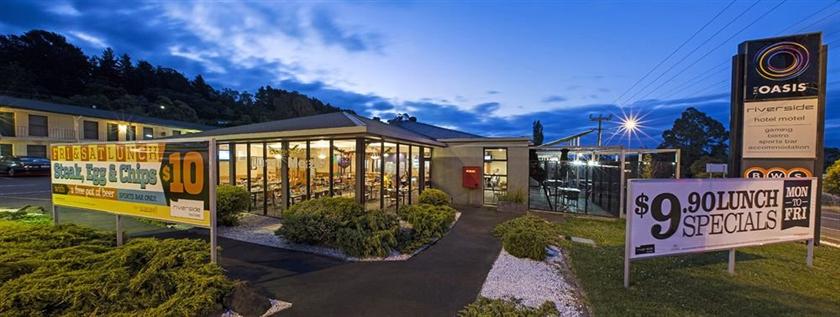 Nightcap at Riverside Hotel