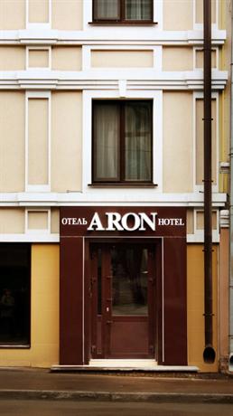 Отель Aron