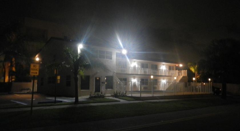 Atlantique Beach House Deerfield Compare Deals