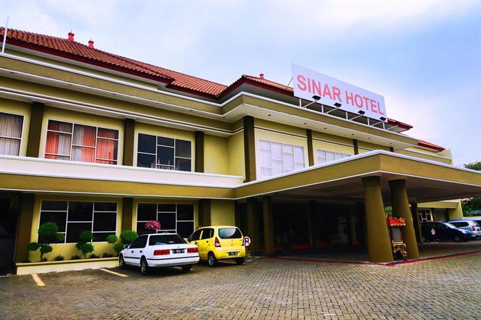 Hotel Sinar 1, Sedati - Compare Deals
