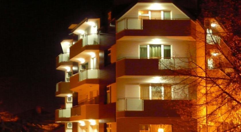 Alpha Family Hotel