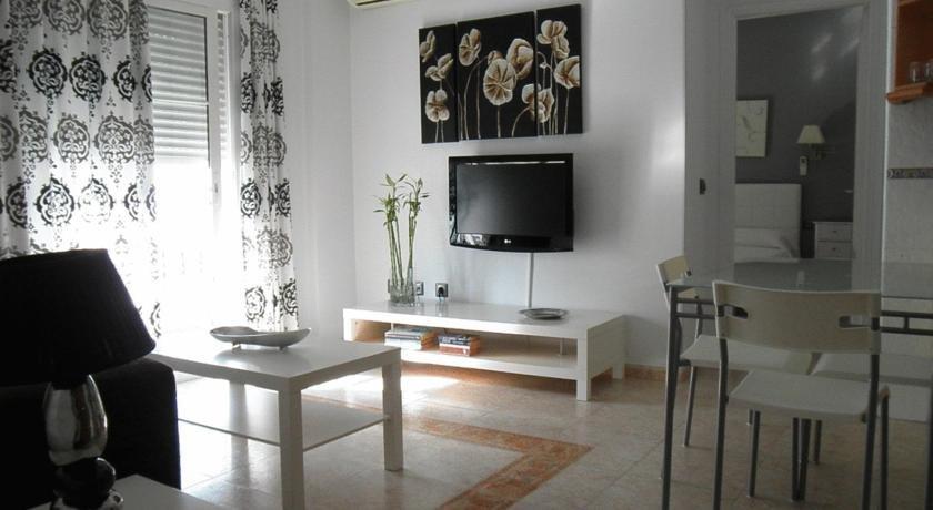 Hostal Abril Nerja