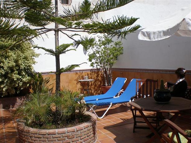 Hostal Abril Nerja