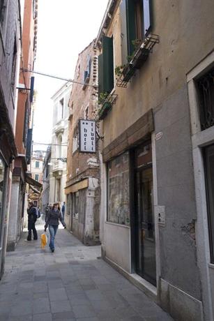 티볼리 호텔 베니스, Hotel Tivoli Venice