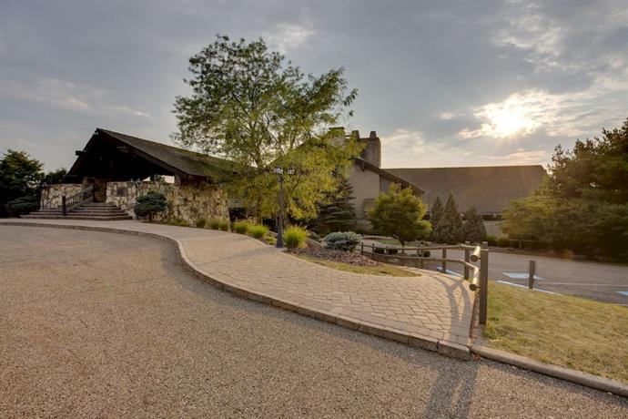 Salt Fork State Park Lodge And Conference Center Cambridge