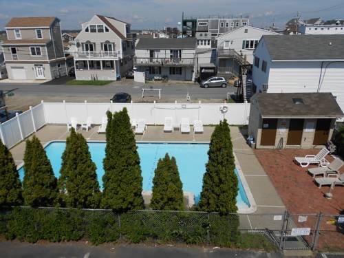 Regal Inn Hampton Beach Compare Deals