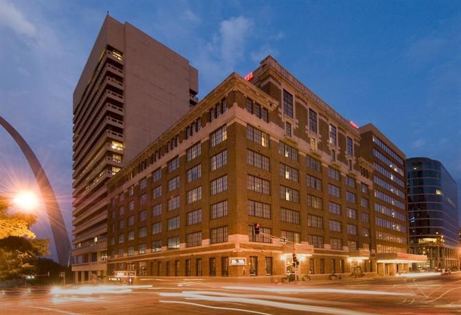 Drury Plaza Hotel St. Louis at the Arch