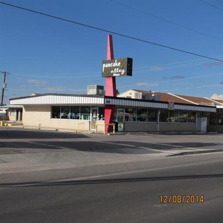 Royal Host Motel
