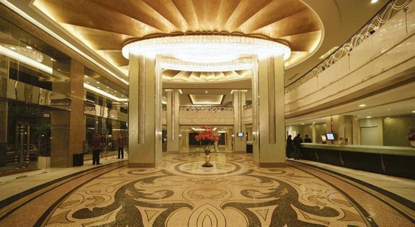 Hotel Golden Dragon Macau, Se - Compare Deals