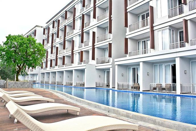 R Hotel Rancamaya Bogor  Compare Deals